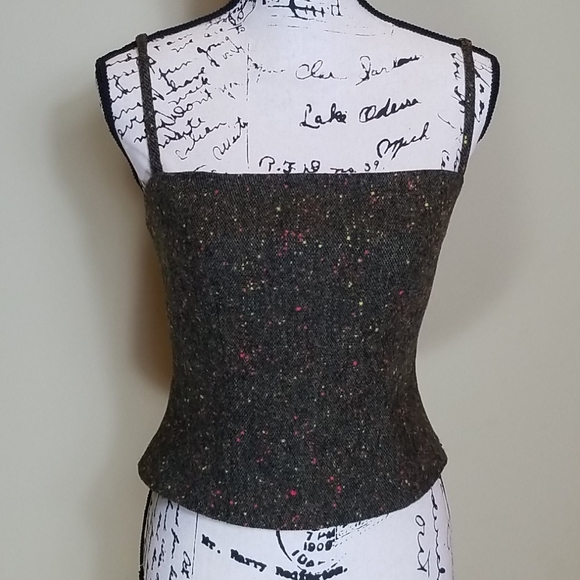 Sophisticated Moschino Duo of Jacket & Camisole. - Picture 9 of 16